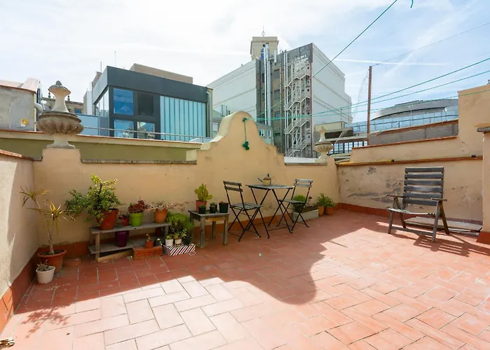 Impeccable 5p In The Heart Of Barcelona